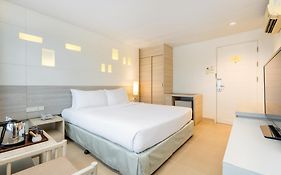 Sunshine Hotel&Residences - SHA Plus